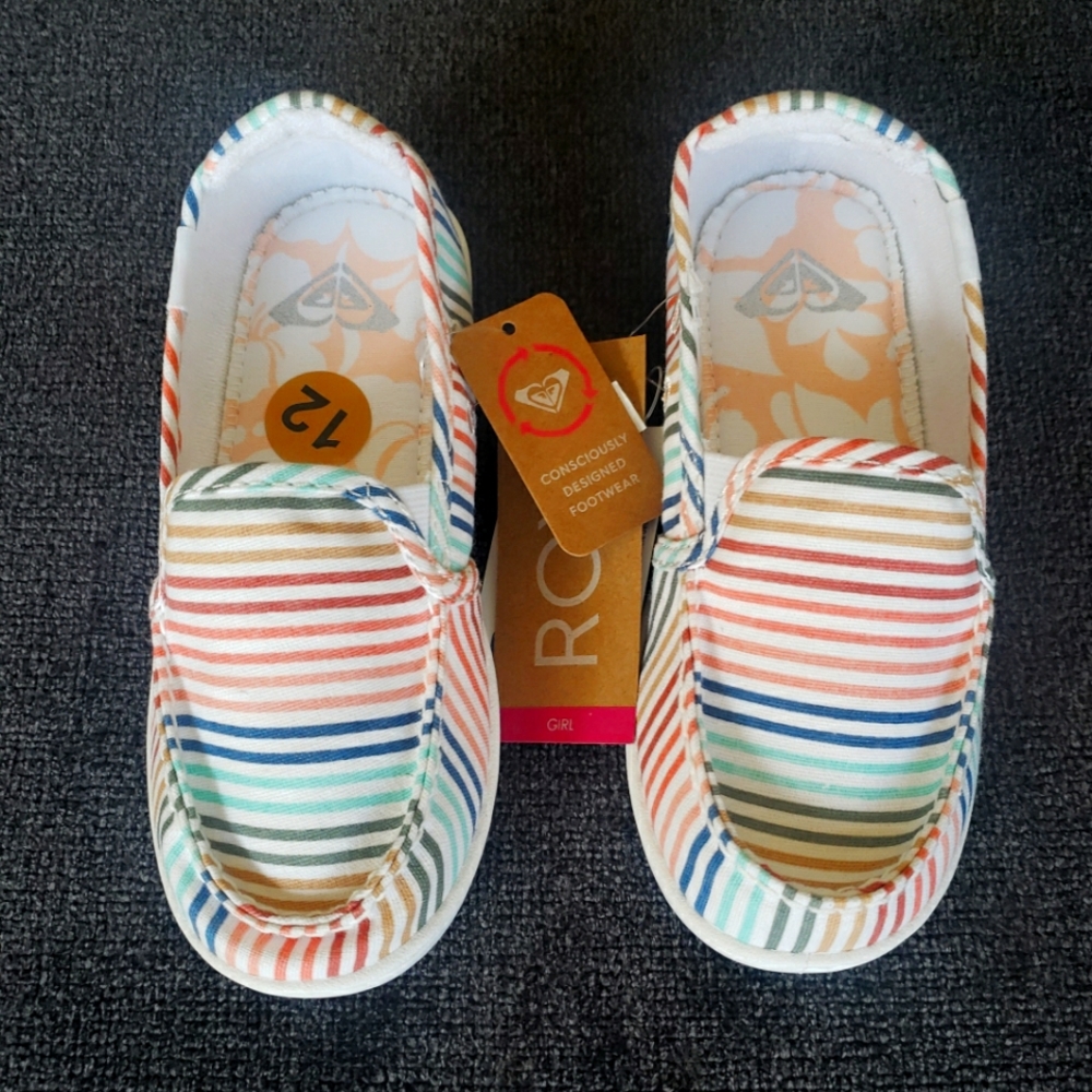 Kids ROXY Shoes Size 12 NEW